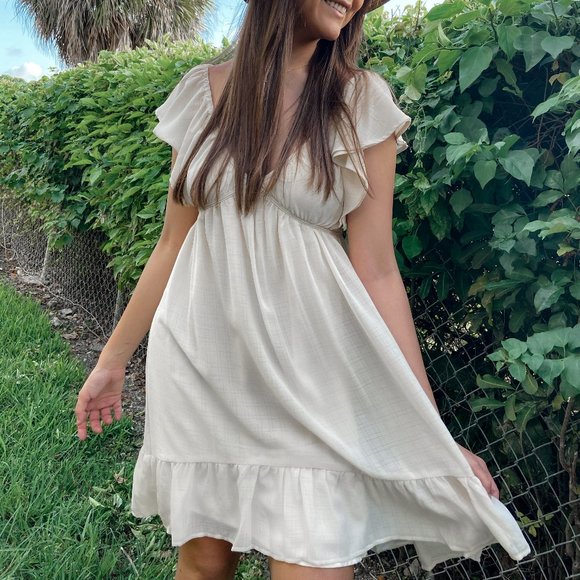 Madeline Mini Flowy Dress - Picture 1 of 6